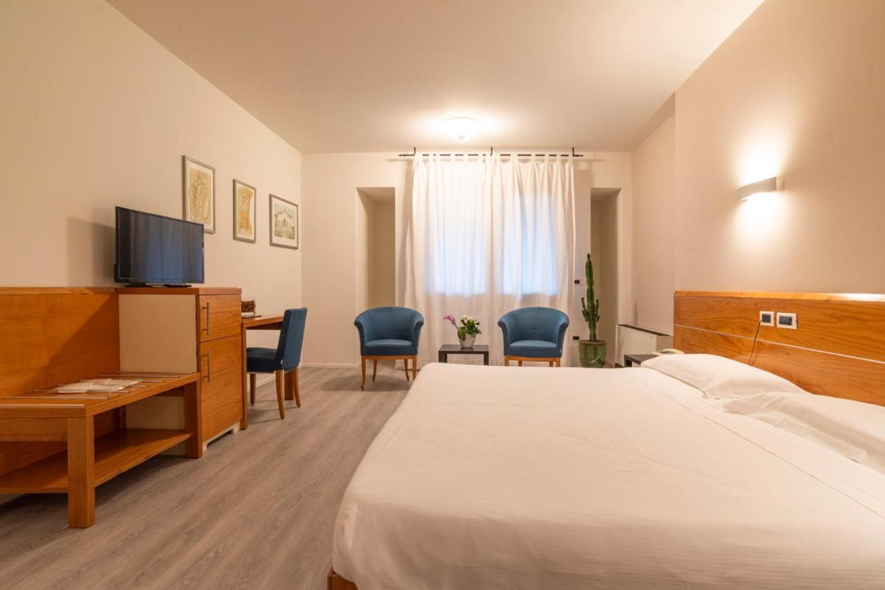 Ca' Delle Rose Hotel Castelfranco Veneto Kültér fotó