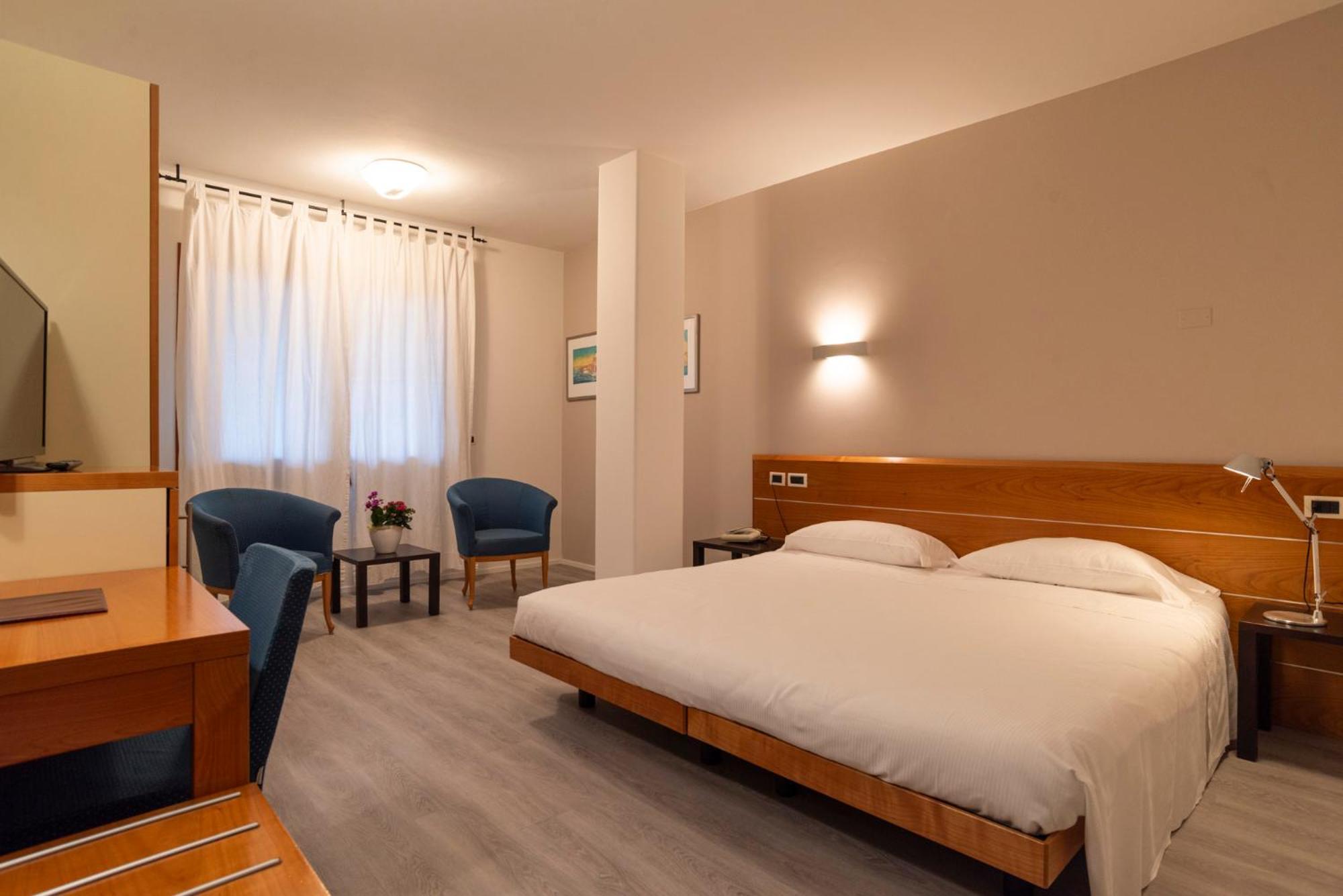 Ca' Delle Rose Hotel Castelfranco Veneto Kültér fotó