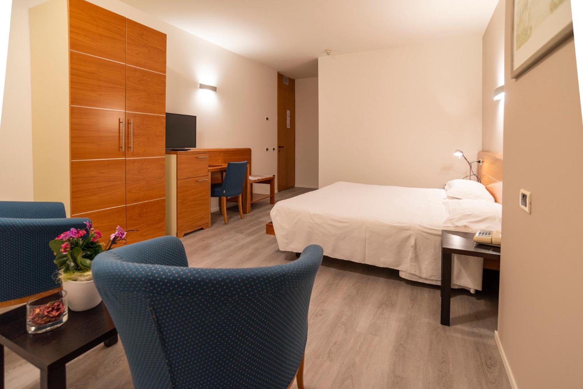 Ca' Delle Rose Hotel Castelfranco Veneto Kültér fotó