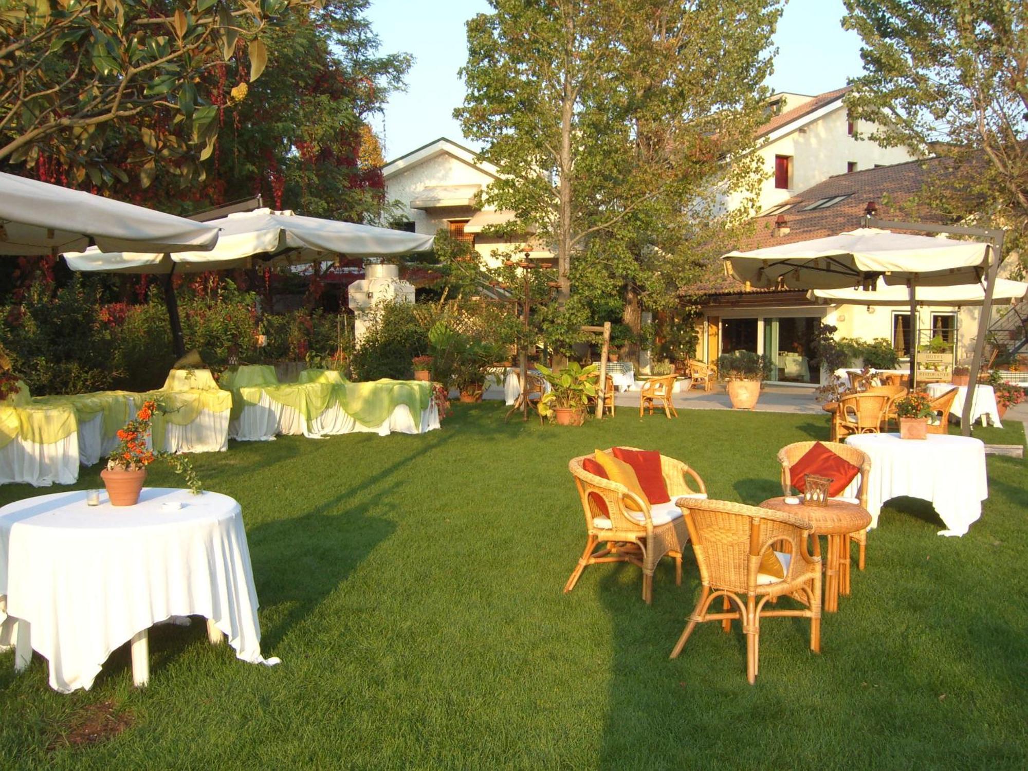 Ca' Delle Rose Hotel Castelfranco Veneto Kültér fotó